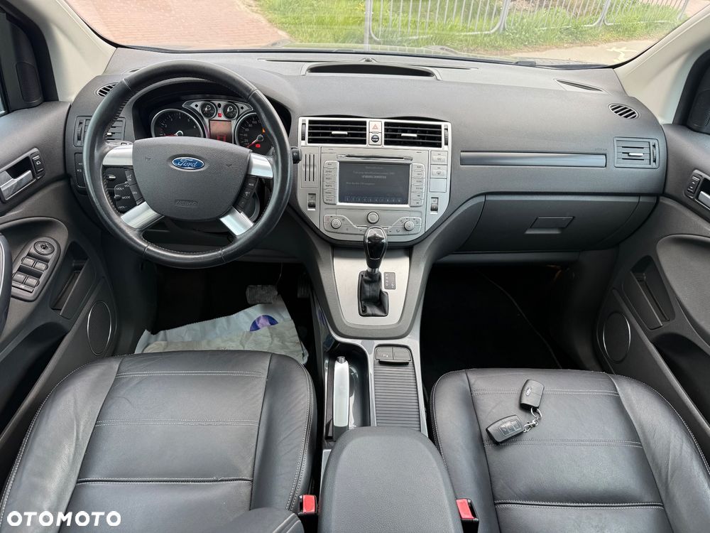 Ford Kuga 2.5 4x4 Titanium - 10