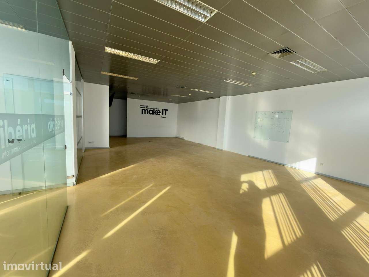Escritório Premium em Localização Privilegiada! - Grande imagem: 3/11