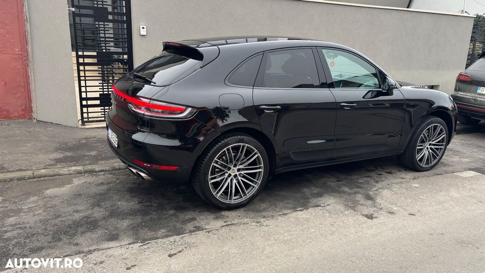 Porsche Macan - 3