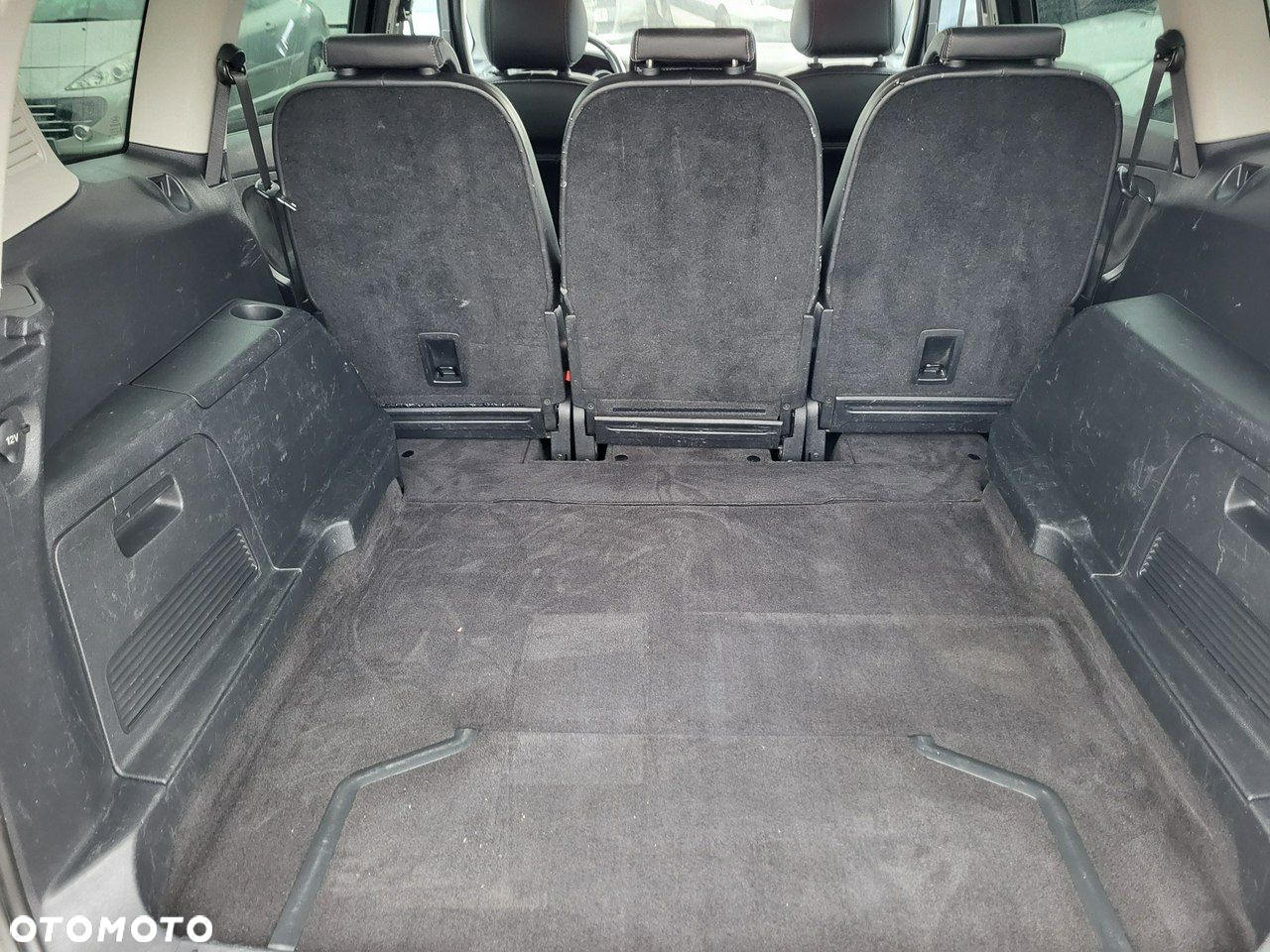 Ford S-Max - 32