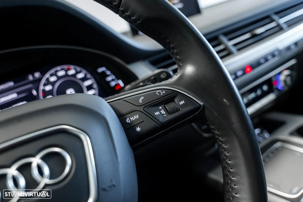 Audi Q7 3.0 TDI quattro tiptronic 7L - 14