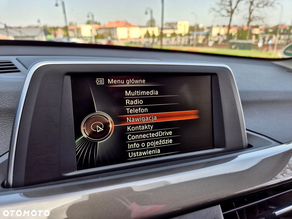 BMW X1 sDrive18d xLine - 18