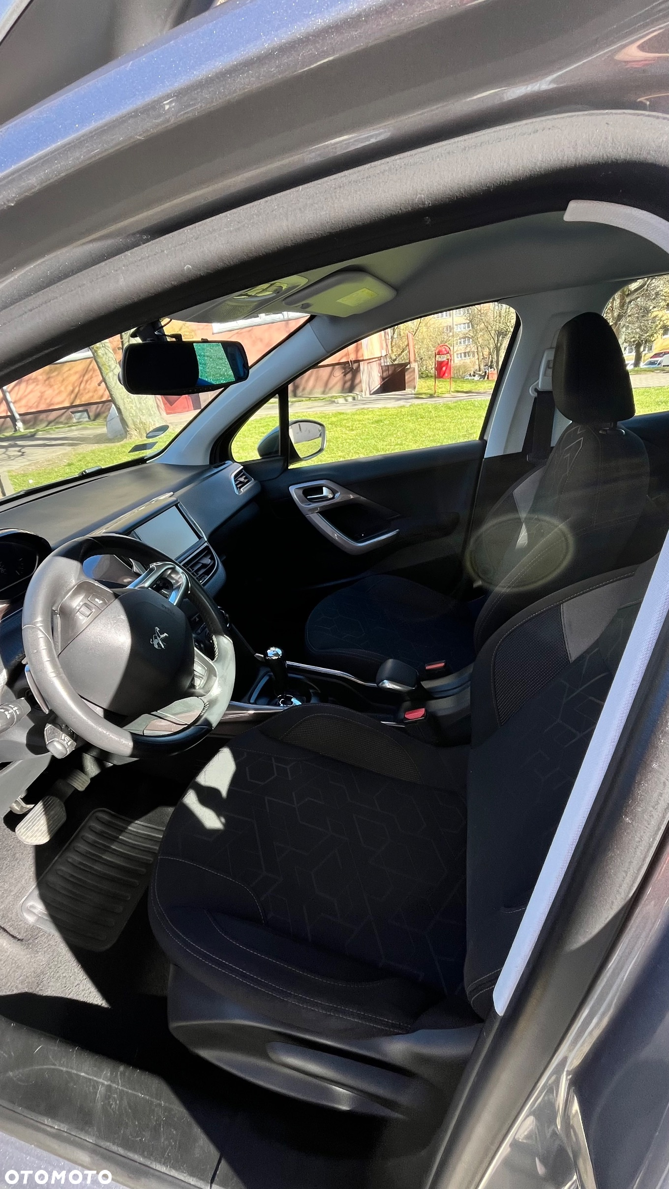 Peugeot 2008 - 11
