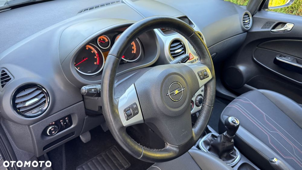 Opel Corsa - 25
