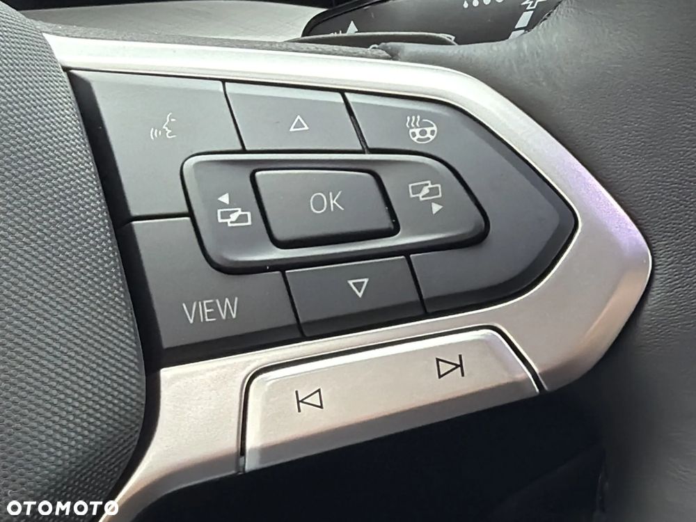 Volkswagen Golf 1.5 eTSI mHEV Life Plus DSG - 24