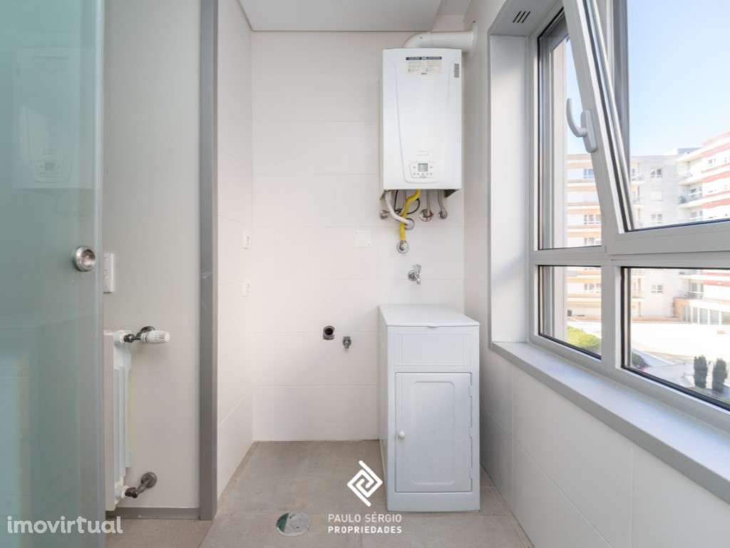 Arrenda-se T3 com garagem fechada ao Parque da Cidade de Gaia - Grande imagem: 4/21