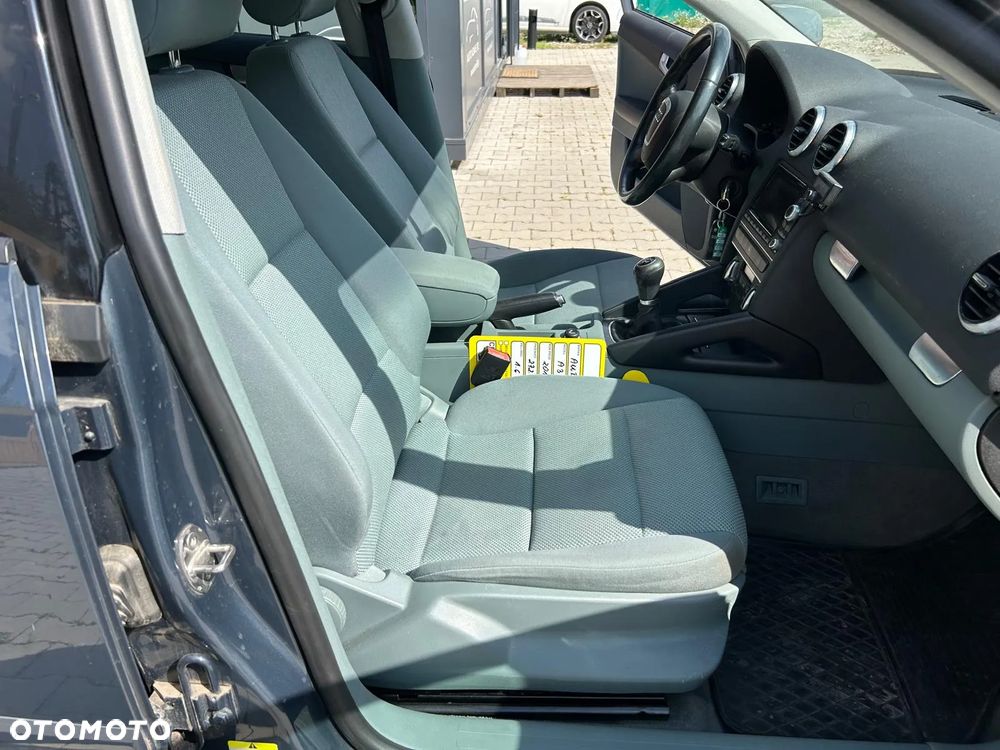 Audi A3 1.6 TDI DPF Attraction - 20