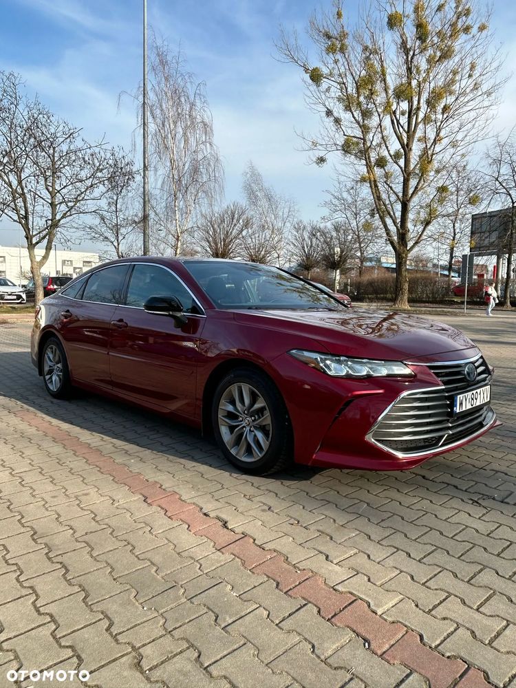 Toyota Avalon - 1