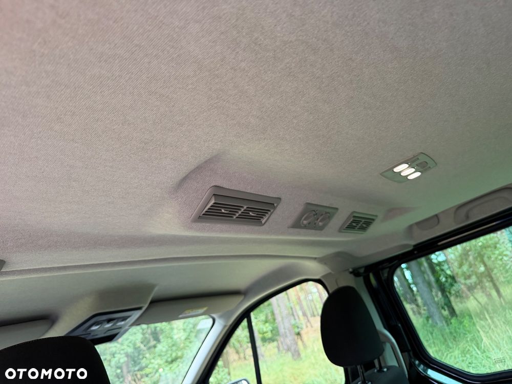 Renault Trafic 2.0 dCi Escapade EDC - 22