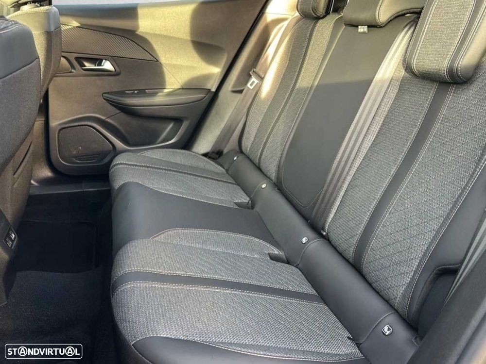 Peugeot 2008 1.2 Hybrid Allure e-DCS6 - 10