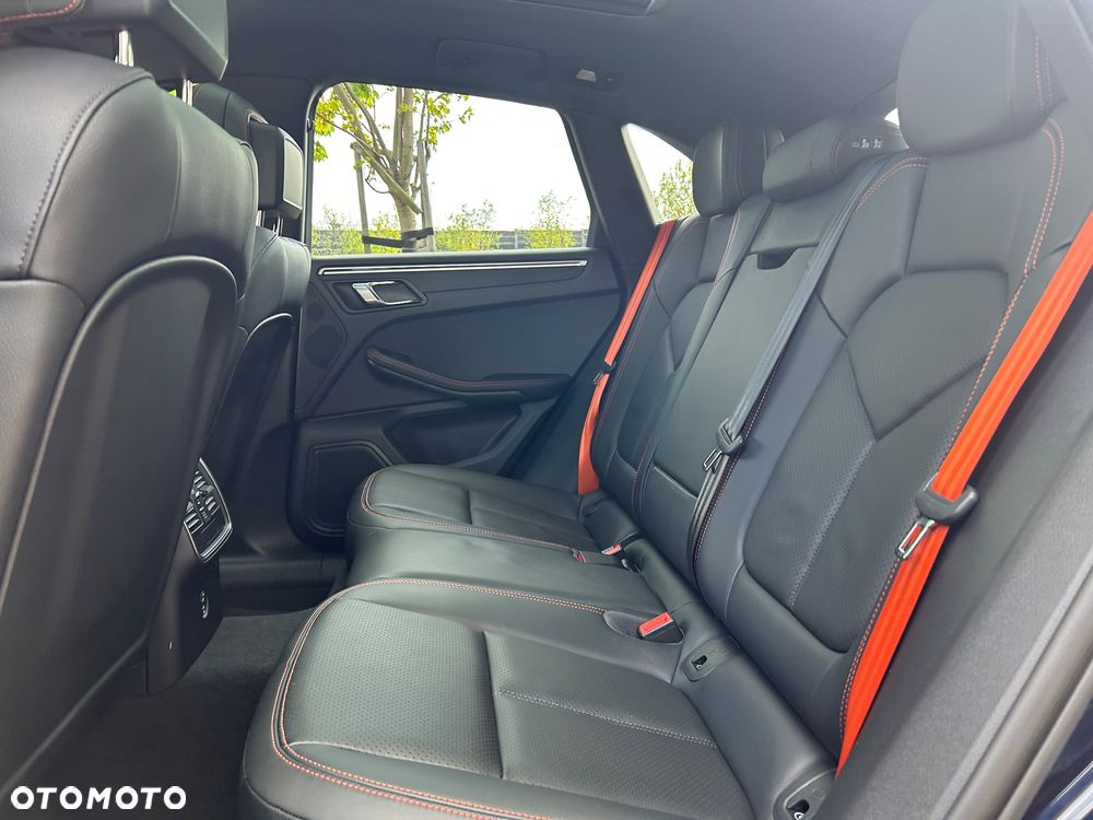 Porsche Macan Standard - 19