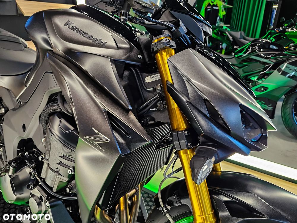 Kawasaki Z - 6