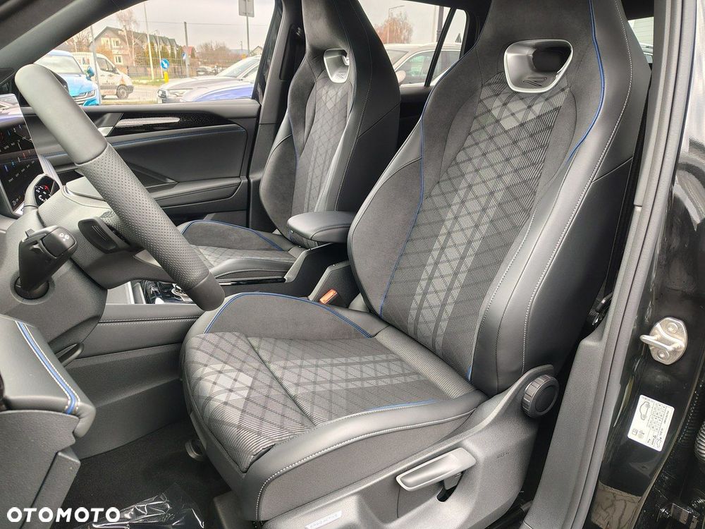 Volkswagen Tiguan - 8