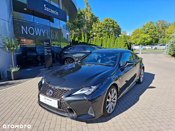 Lexus RC