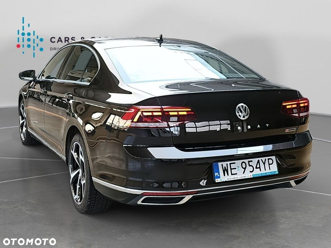 Volkswagen Passat 2.0 TDI 4Mot Elegance DSG - 28