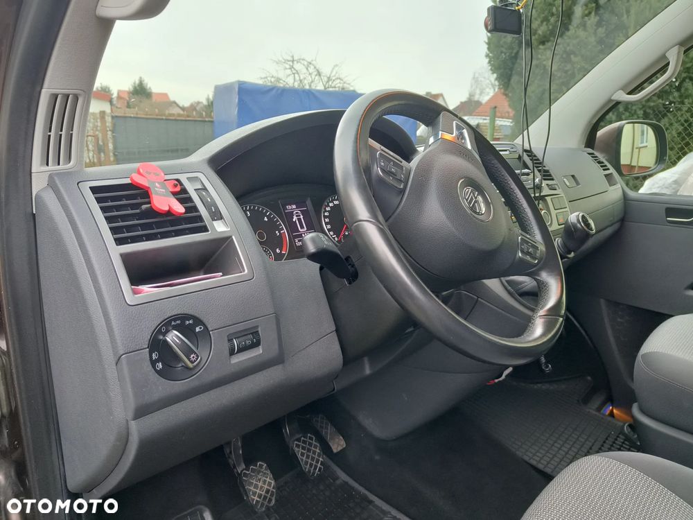 Volkswagen Caravelle L1 Comfortline - 10