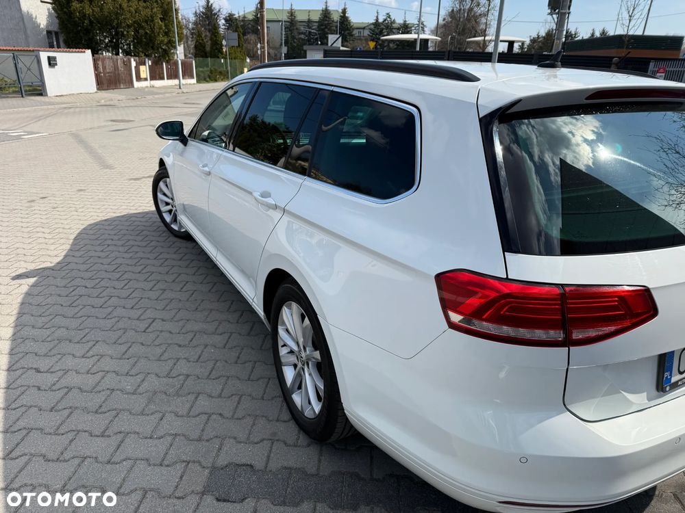 Volkswagen Passat - 9