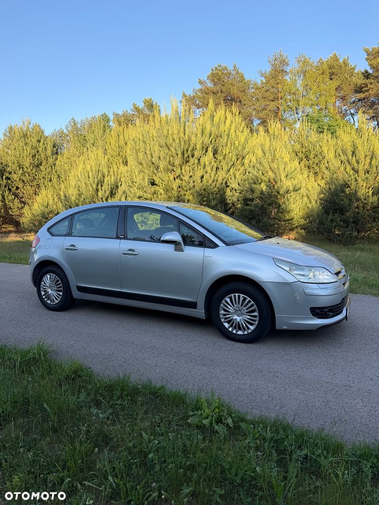 Citroën C4 2.0 16V Exclusive - 7