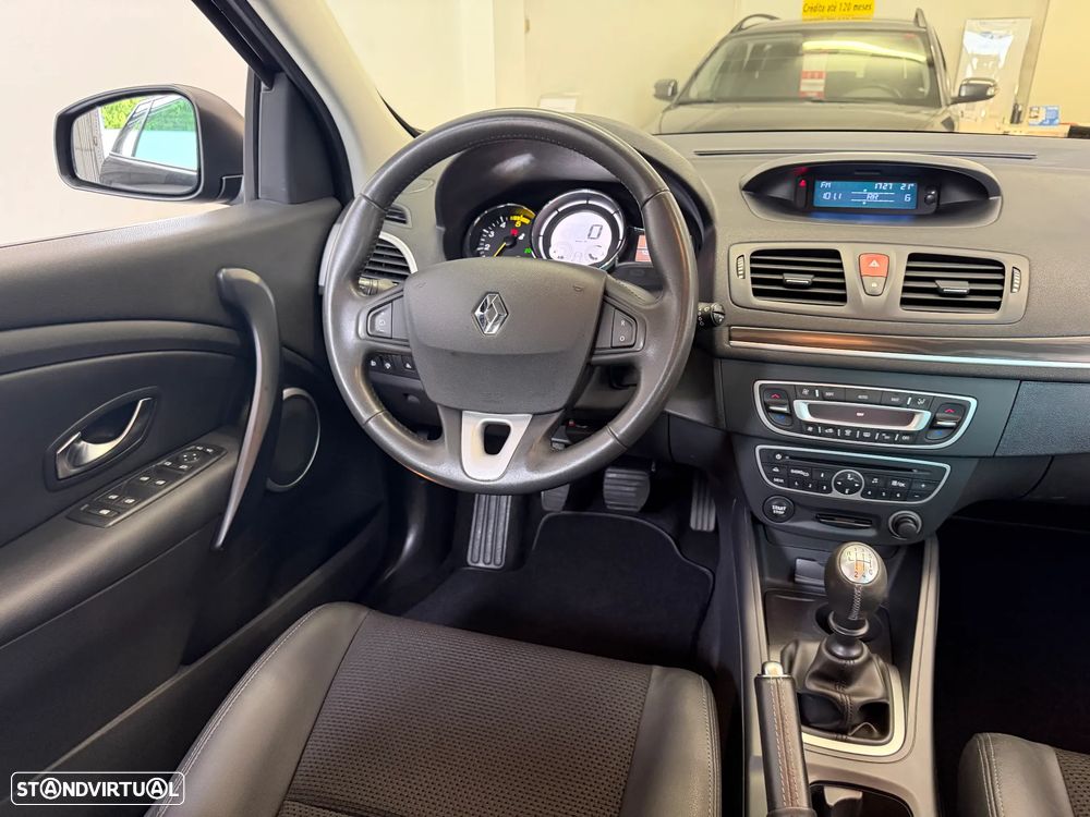 Renault Mégane 1.5 dCi Dynamique S - 37