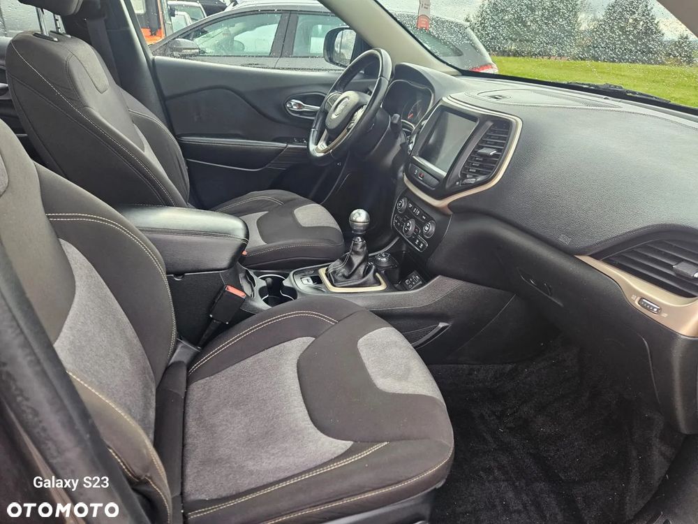 Jeep Cherokee 2.0 Multijet Sport - 10