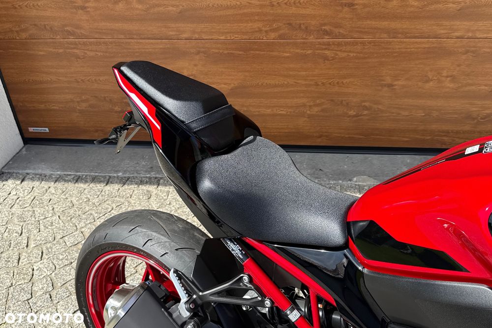 Kawasaki Z 900 - 13