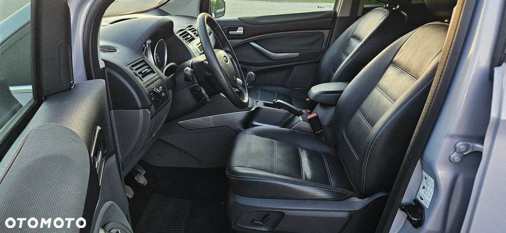 Ford Kuga 2.0 TDCi 4WD Titanium - 5