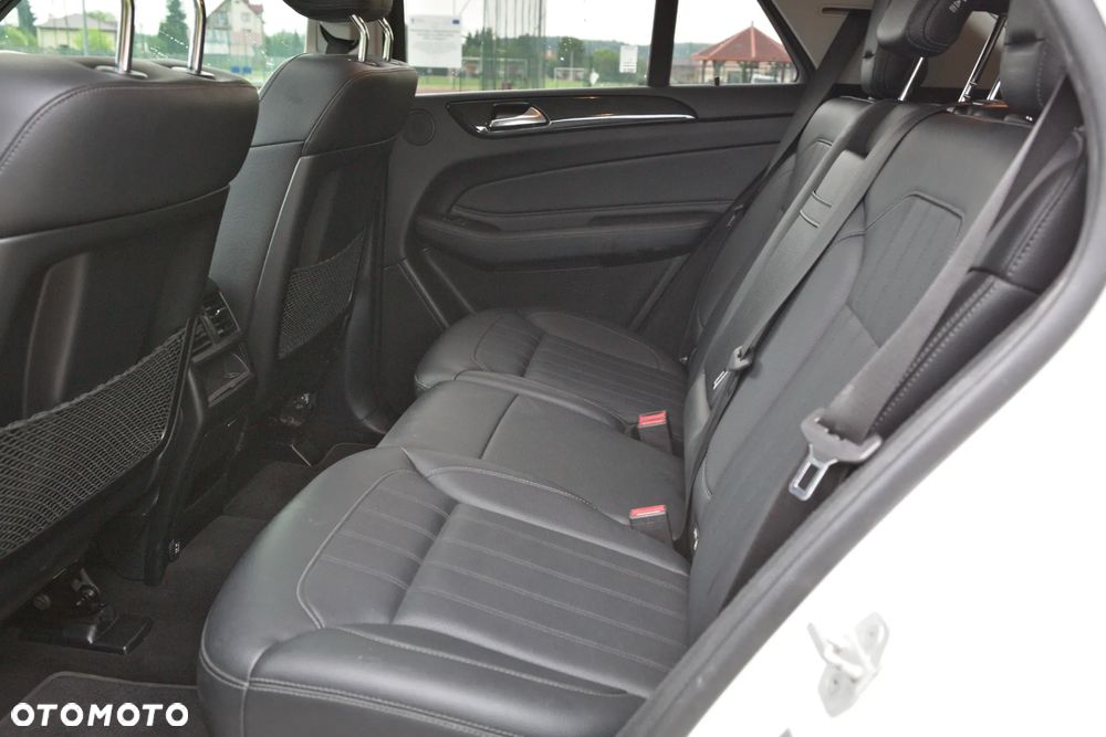 Mercedes-Benz GLE 400 4Matic 7G-TRONIC Exclusive - 25