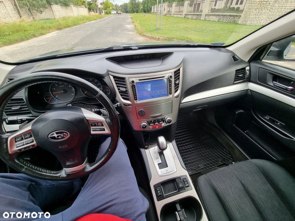 Subaru Legacy - 19