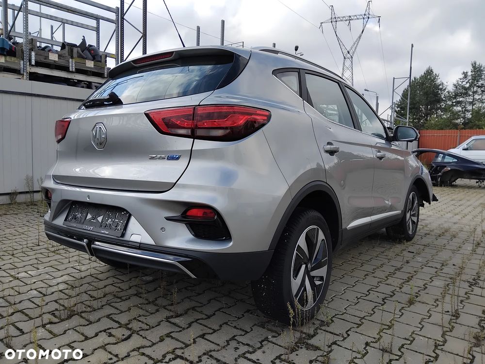 MG ZS - 5
