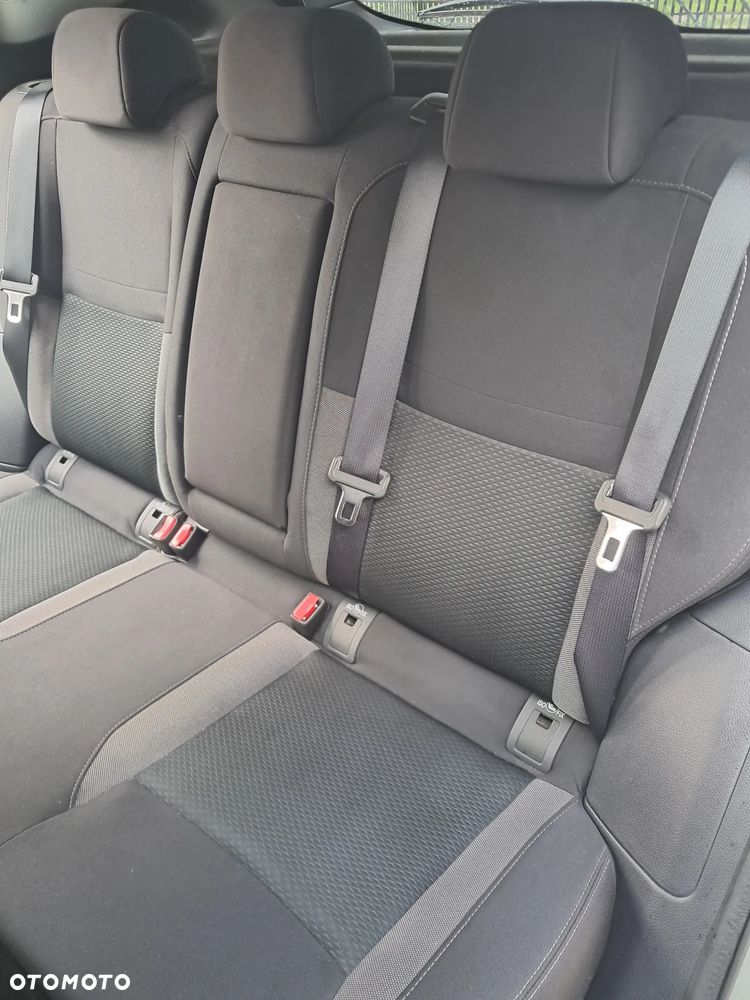 Nissan Qashqai 1.3 DIG-T N-Connecta DCT - 16