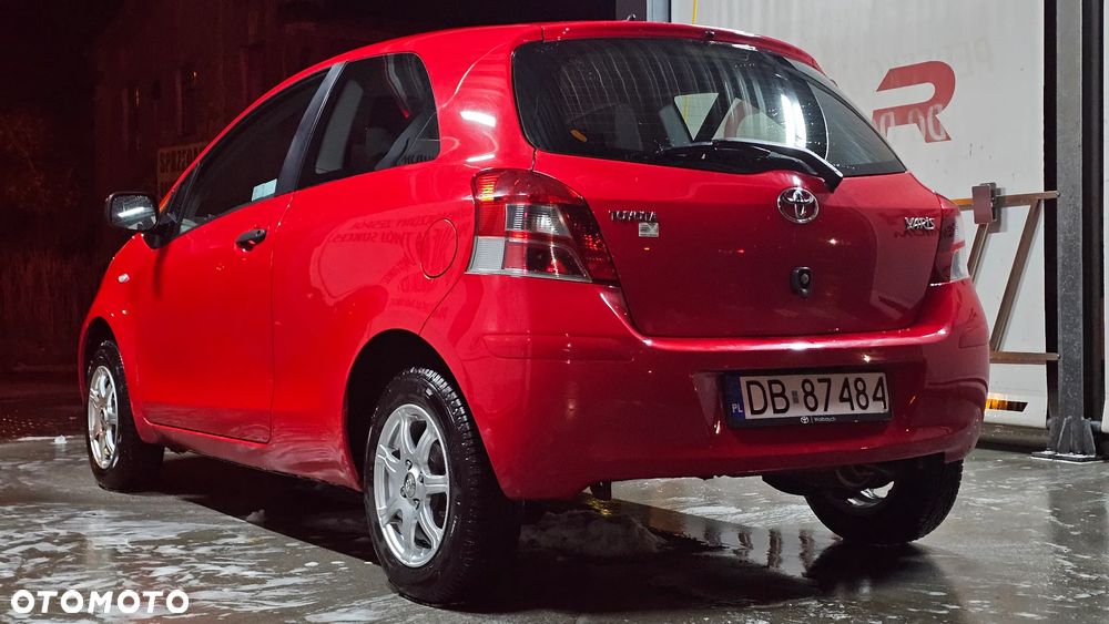 Toyota Yaris 1.0 Entry - 3