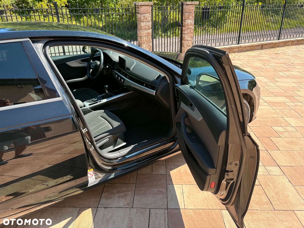 Audi A4 Limousine 2.0 TDI - 12