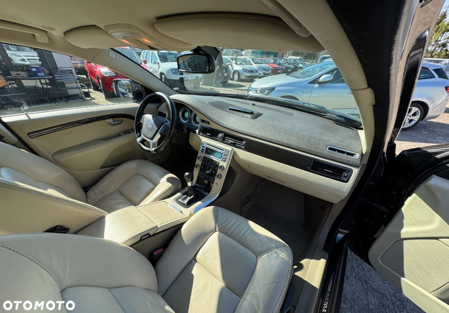 Volvo XC 70 2.4D AWD Kinetic - 26