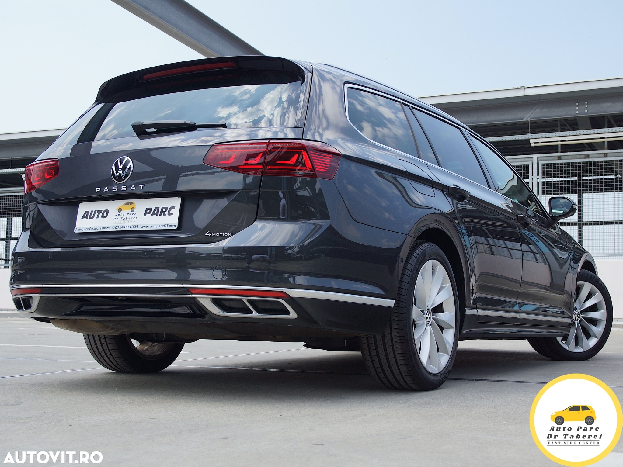 Volkswagen Passat Variant 2.0 TDI 4Mot DSG Highline - 12