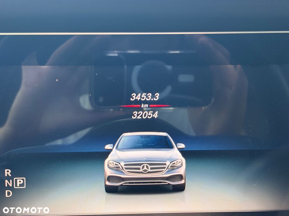 Mercedes-Benz Klasa E - 17
