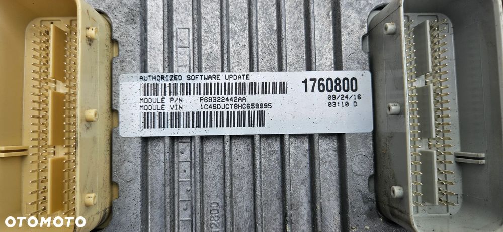 Dodge Durango LIFT 2014- 5.7 V8 HEMI RT Komputer silnika Sterownik P68322442AA P68243322AB - 3