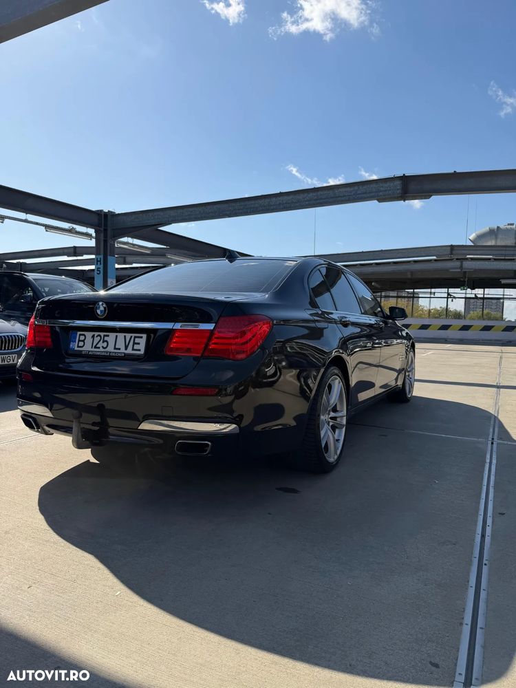 BMW Seria 7 740d xDrive Aut. - 9