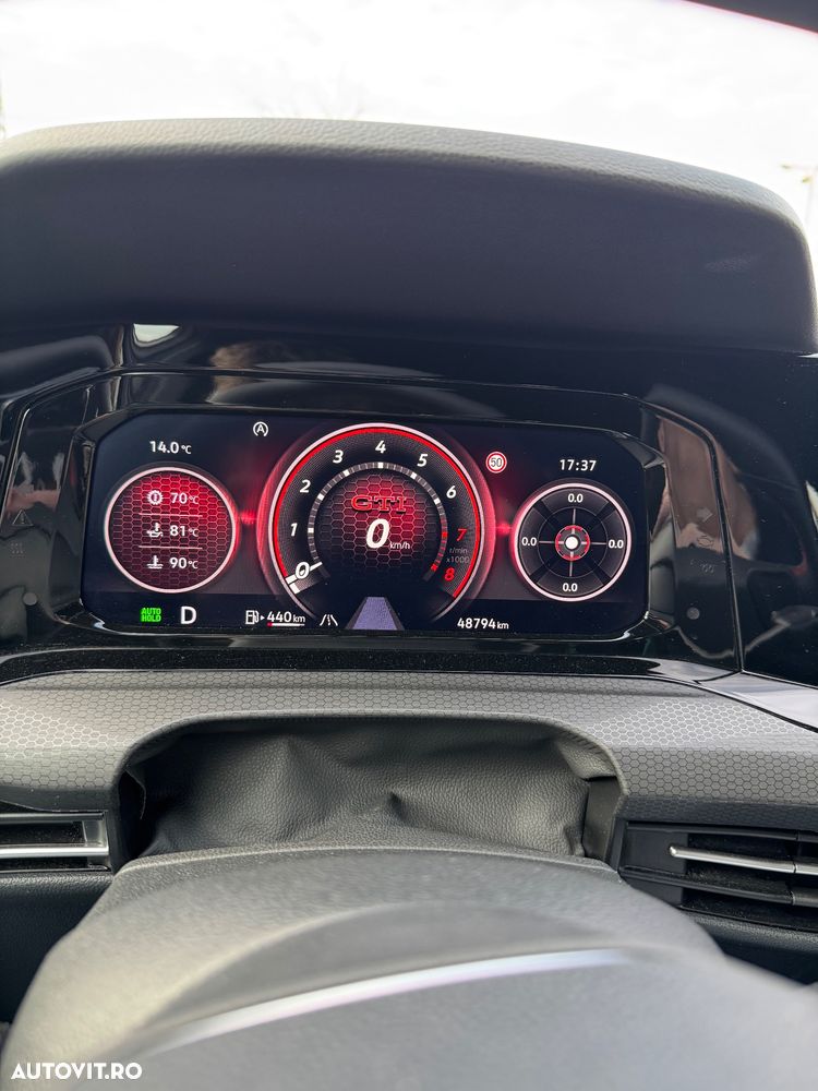 Volkswagen Golf 2.0 TSI DSG GTI - 12