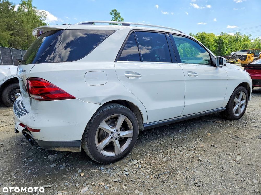 Mercedes-Benz GLE - 4