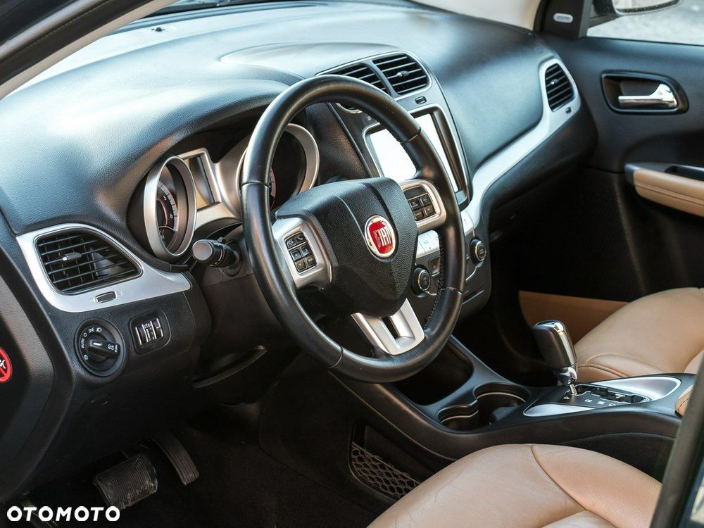 Fiat Freemont 2.0 Multijet 16V DPF Urban - 12