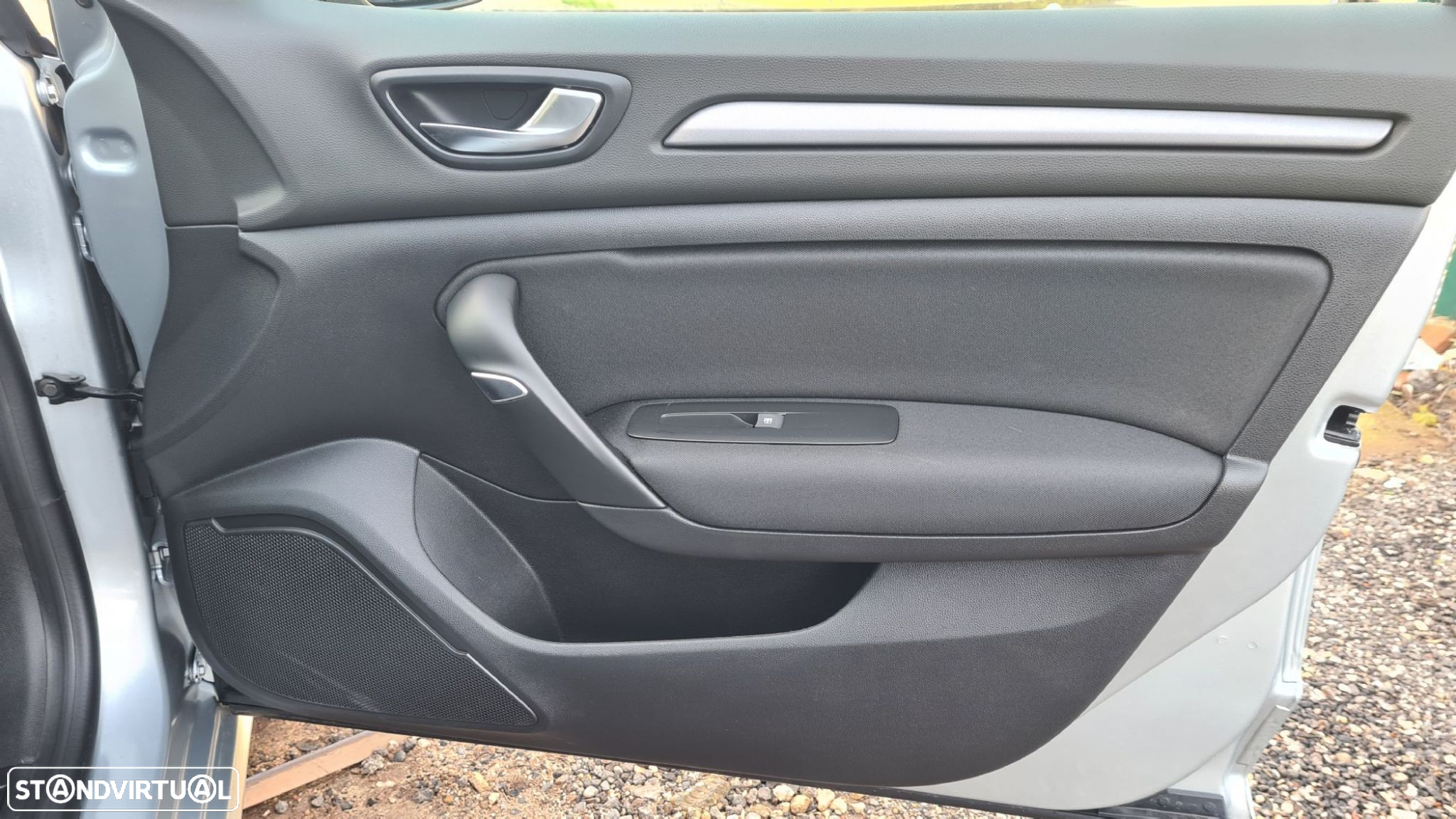 Renault Mégane 1.5 Blue dCi Intens EDC - 40