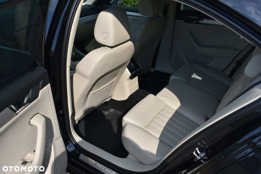 Skoda Superb 2.0 TDI SCR 4x4 L&K DSG - 32