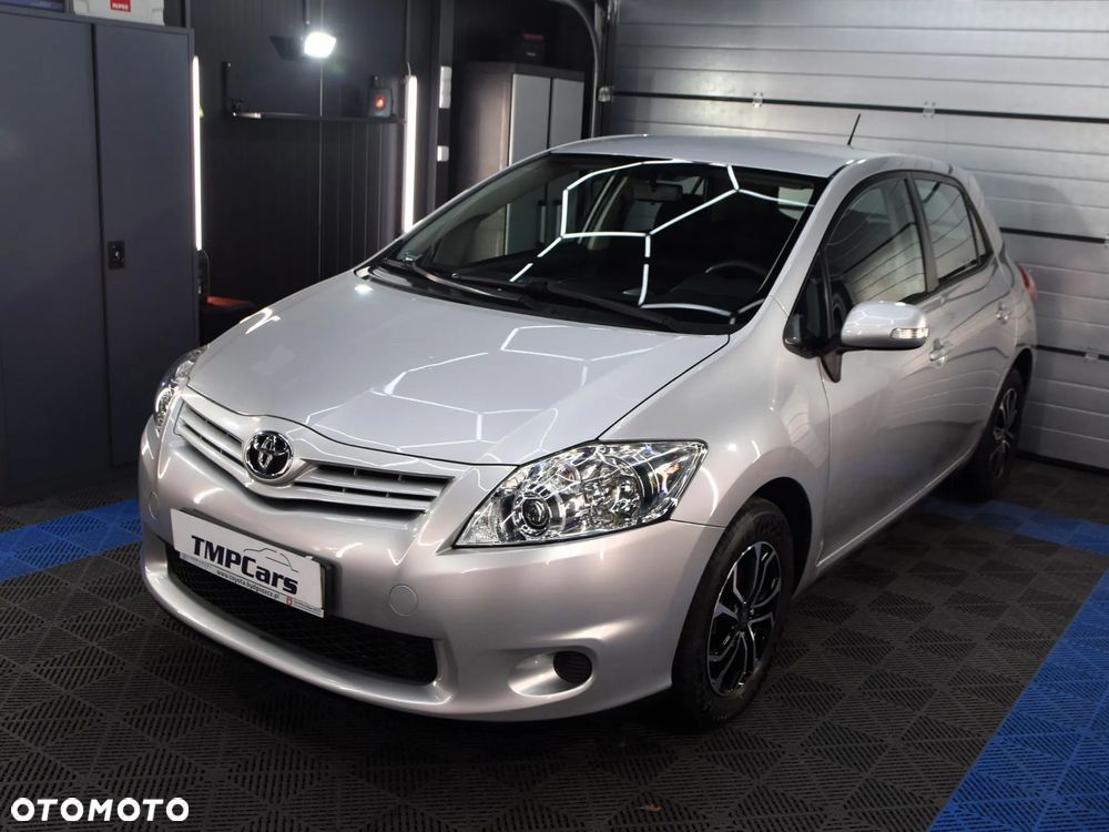 Toyota Auris - 26