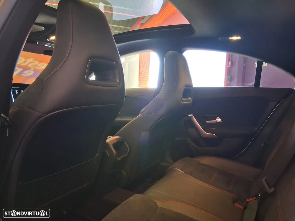 Mercedes-Benz CLA 180 d - 8