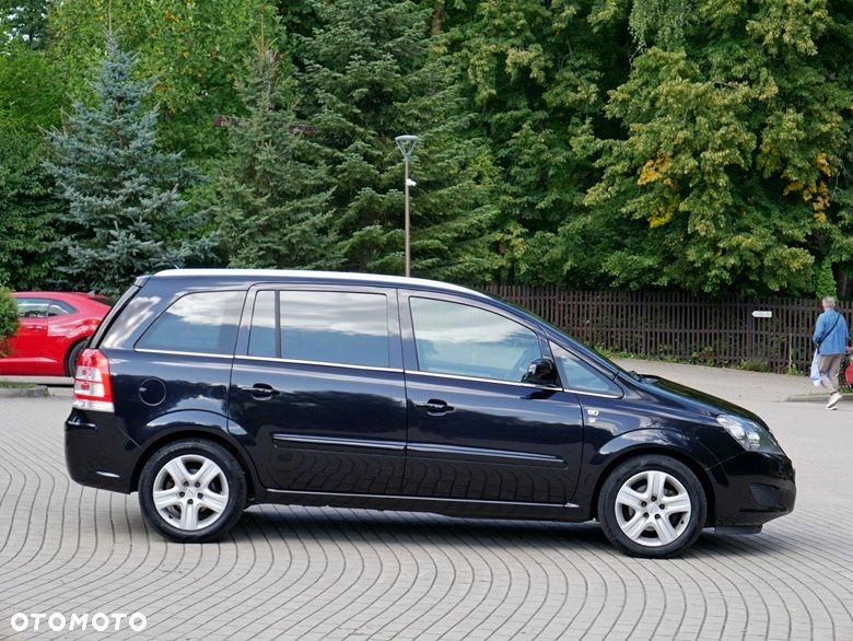 Opel Zafira 1.8 Innovation 110 Jahre - 9