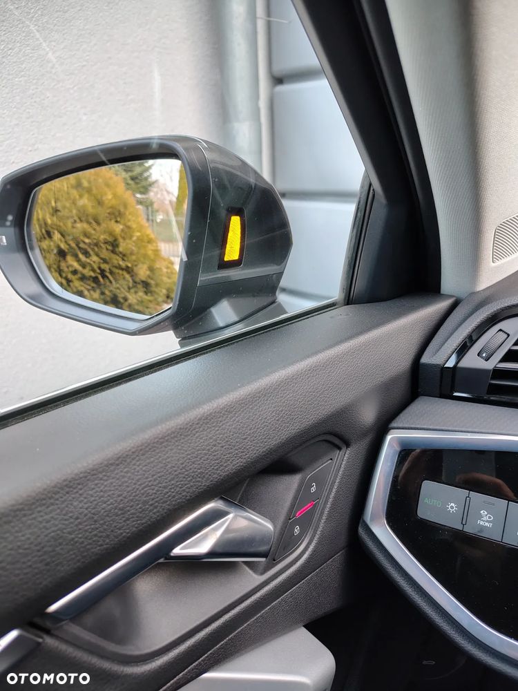 Audi Q3 Sportback - 9