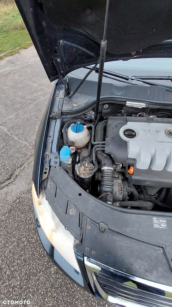 Volkswagen Passat 2.0 TDI DPF Comfortline - 11