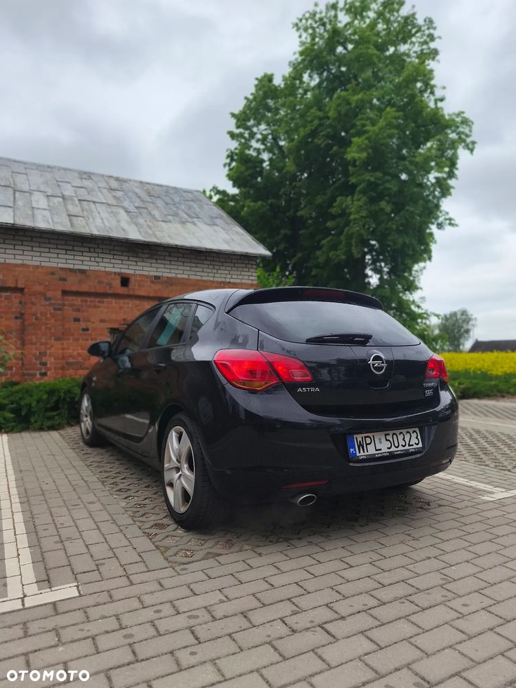 Opel Astra 1.4 Turbo Sport - 4