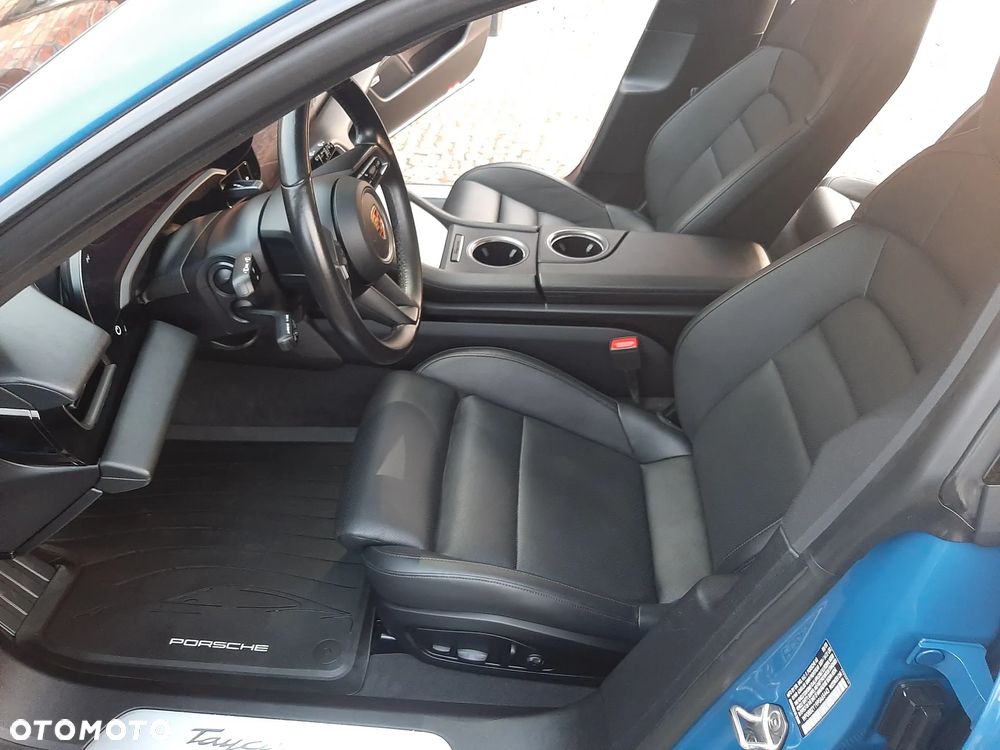 Porsche Taycan 4S - 20