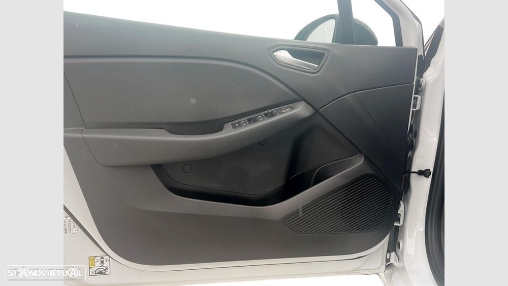 Renault Clio 1.0 TCe Techno Bi-Fuel - 12